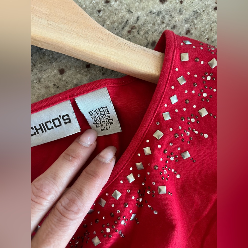 Chico’s Red Embellished 3/4 Sleeve Top – Size 1 (M/L) - Picture 3 of 3